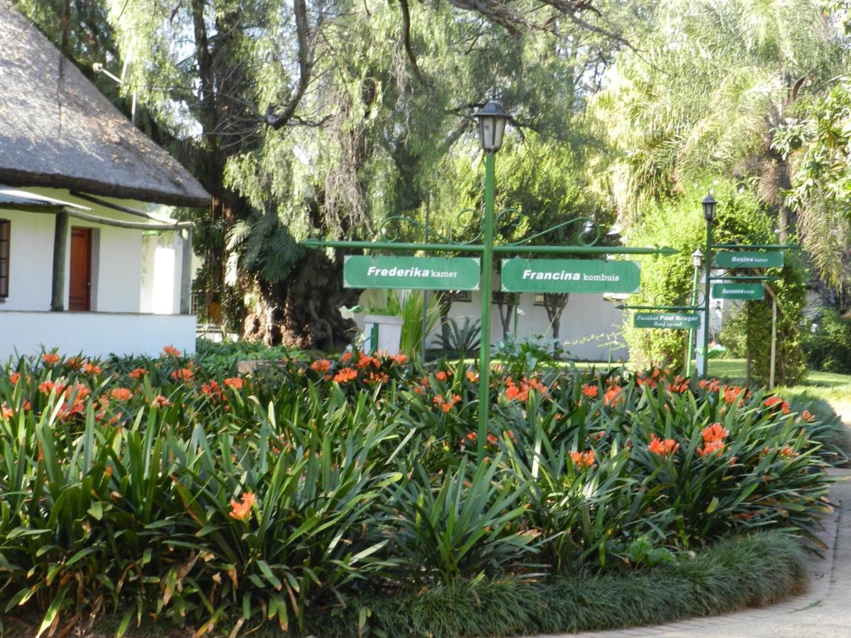 President Paul Kruger Guest Lodge 勒斯滕堡 外观 照片