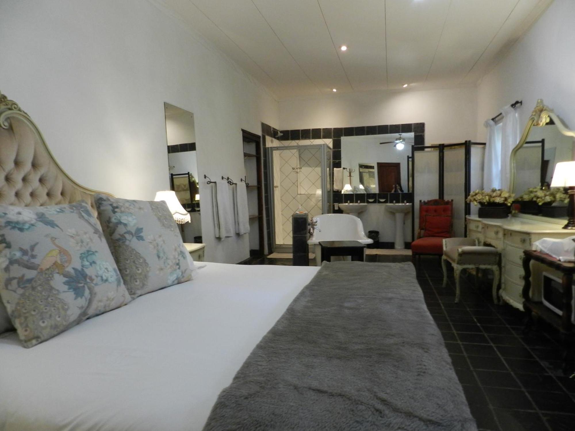 President Paul Kruger Guest Lodge 勒斯滕堡 外观 照片